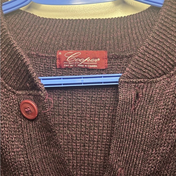 Vintage Cooper made in Canada Men's burgundy button front cardigan - Picture 4 of 5
